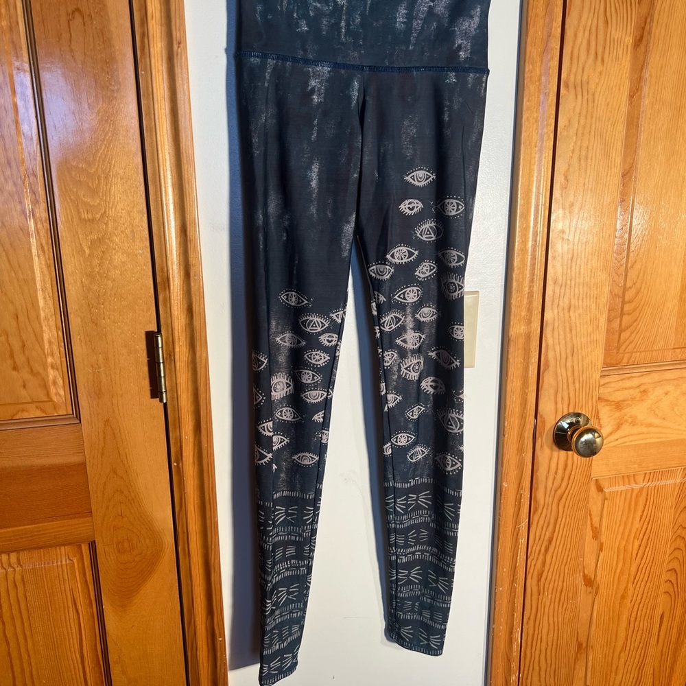 Black Leggings with Eye Pattern